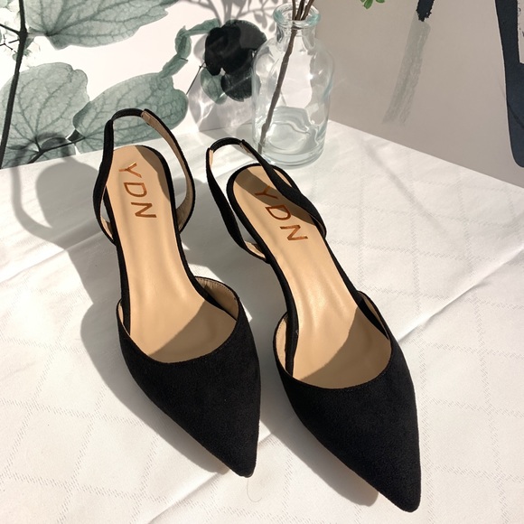 【Sold】Size 5” Suede pointed toe kitten heel - Picture 5 of 6